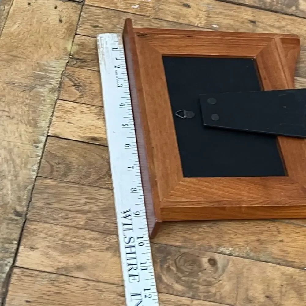 Fetco Shaker Views Photo Frame Natural Wood Raised 6x4 in Minimalist